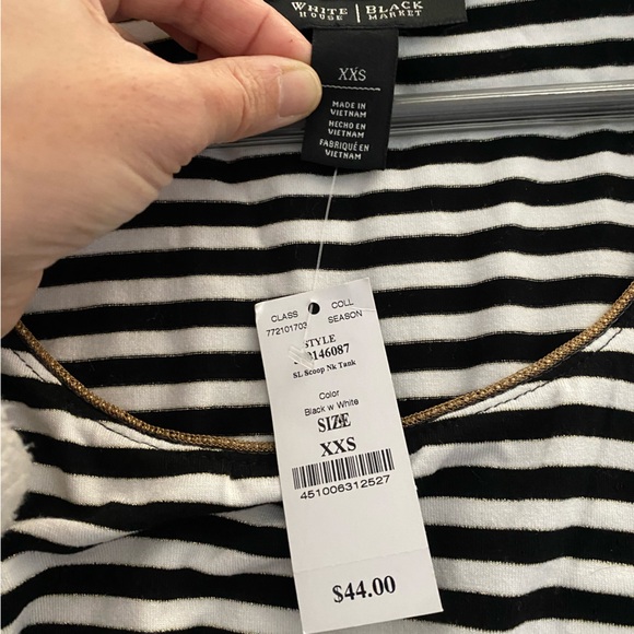 NWT White House Black Market Sleeveless Top - Picture 4 of 7